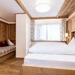 Aparthotel St. Joseph