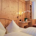 Aparthotel St. Joseph
