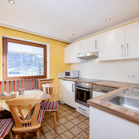 Апарт-отель Landhaus St. Joseph 4*