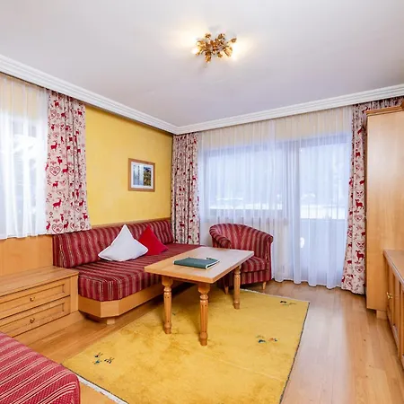Landhaus St. Joseph 4* Майрхофен