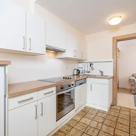 Landhaus St. Joseph Апарт-отель Майрхофен