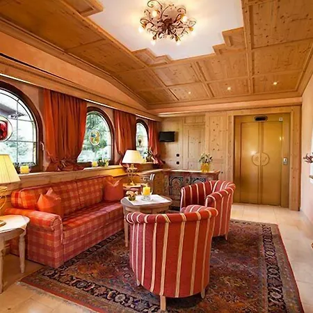 St. Joseph Apartahotel 4*