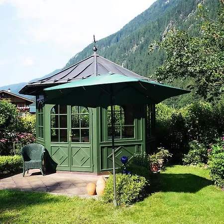 Апарт-отель Landhaus St. Joseph 4*