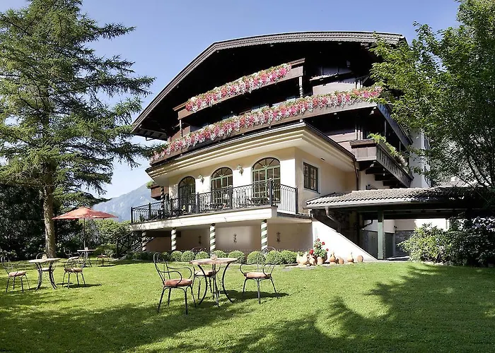 Aparthotel St. Joseph 4*