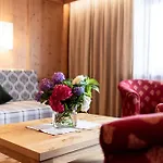 St. Joseph Hotel apartamentowy