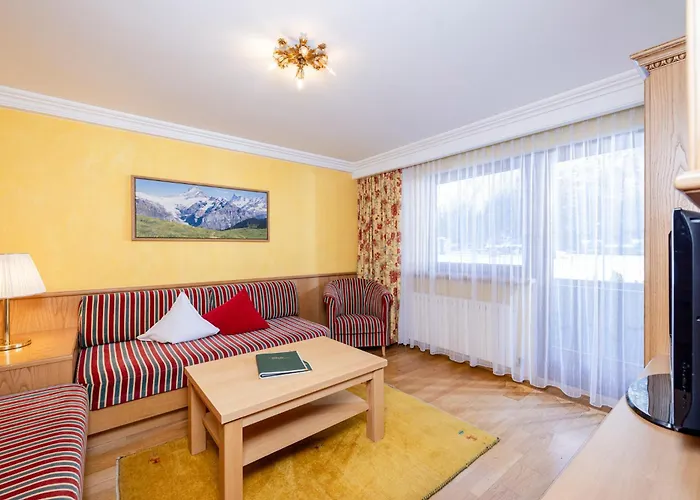 Aparthotel St. Joseph 4*